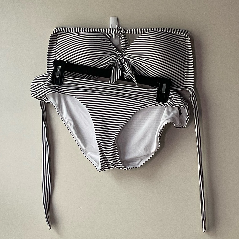 Bond-eye Australia Two Piece Swimsuit Size 12